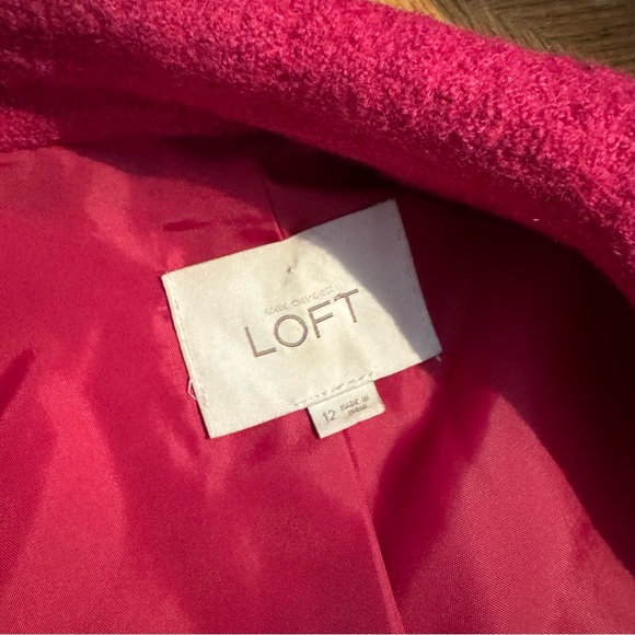 Loft Women’s Hot Pink Coat - Picture 6 of 7